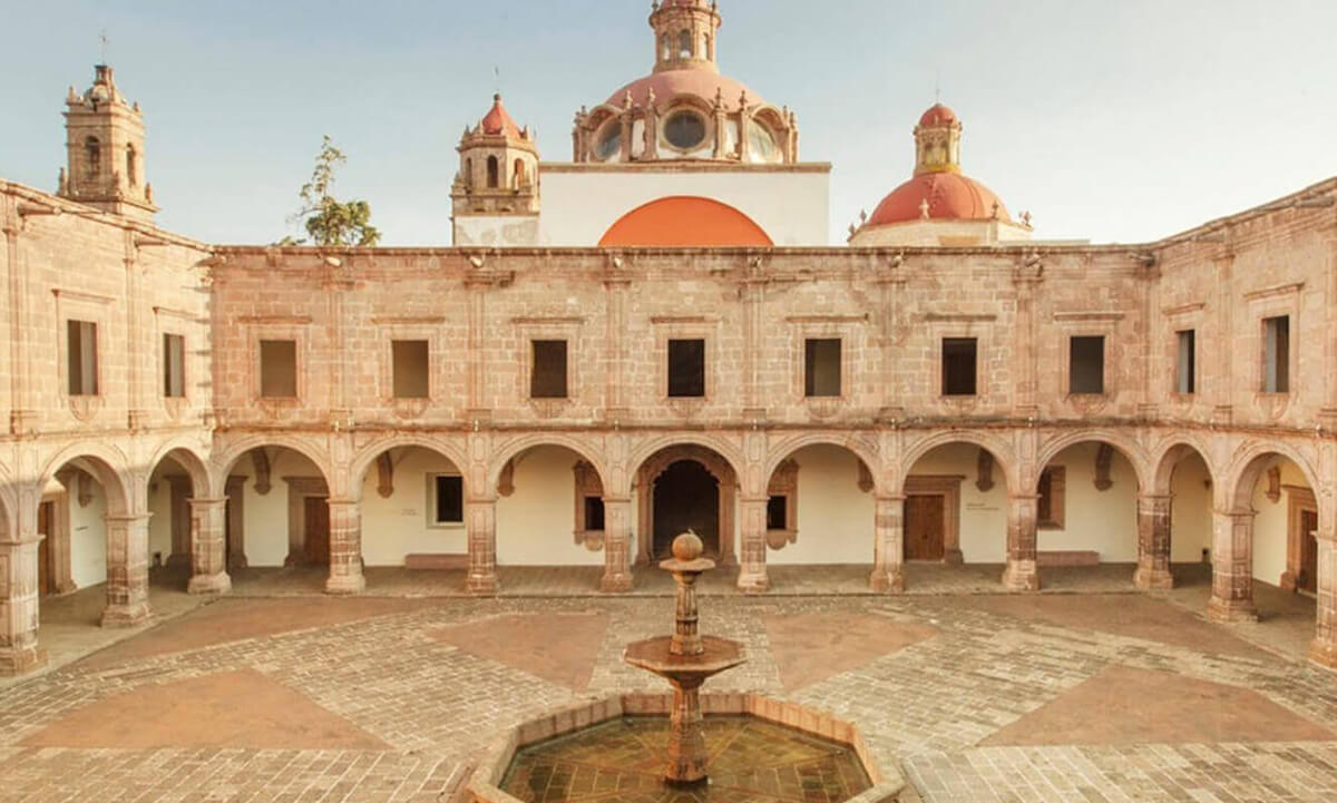 palacio-clavijero